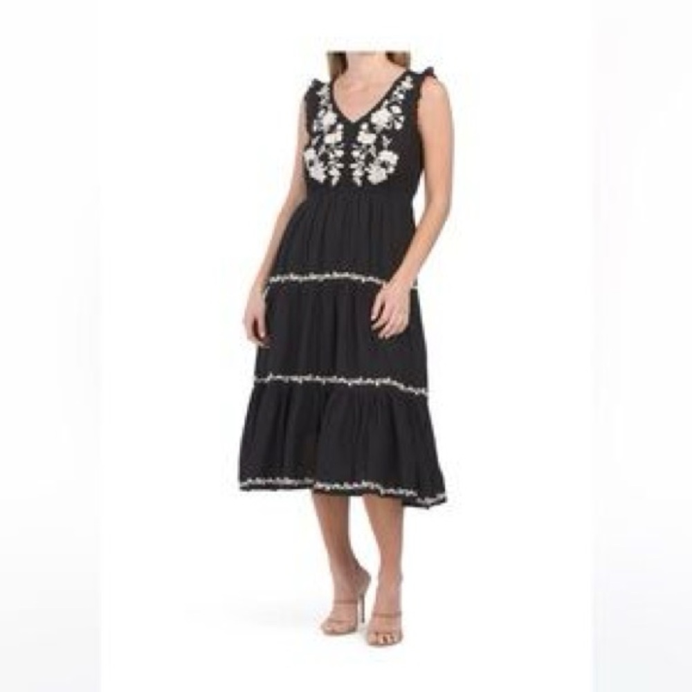 Lucky Brand Black and White Sleeveless Maxi Dress V-neck 100% cotton